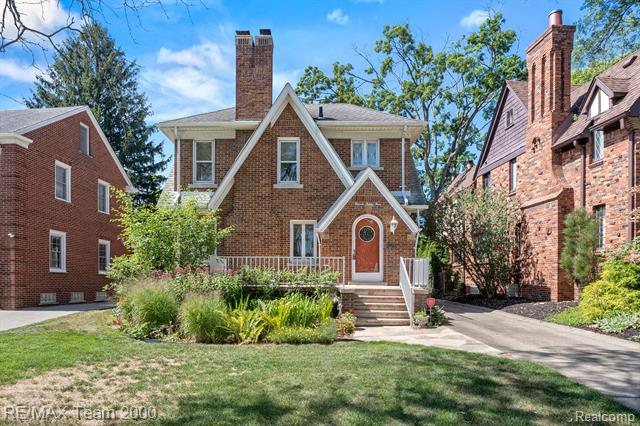 front view picture of 1134 S Claremont, Dearborn, MI. 48124
