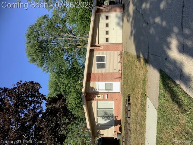 front view picture of 467 Forest, Westland, MI. 48186
