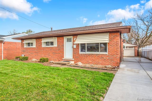 front view picture of 32542 Fernwood, Westland, MI. 48186