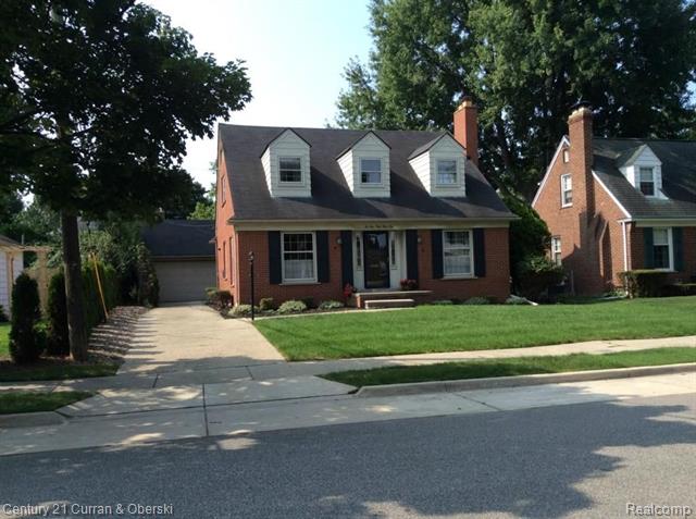 front view picture of 24831 Richmond, Dearborn, MI. 48124