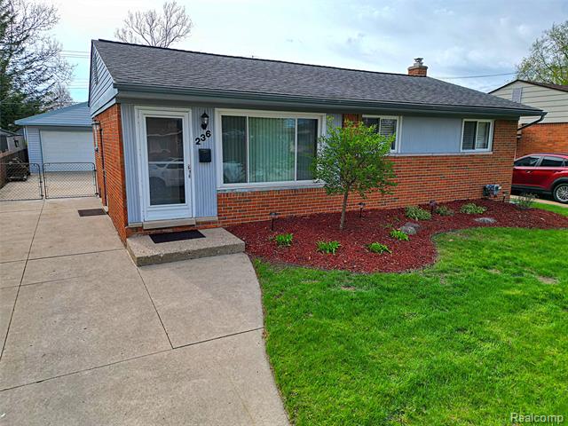 front view picture of 236 Darwin, Westland, MI. 48186