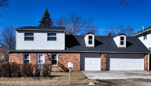 front view picture of 241 N Christine, Westland, MI. 48185