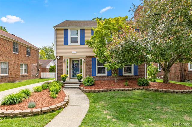 front view picture of 23815 Rockford, Dearborn, MI. 48124
