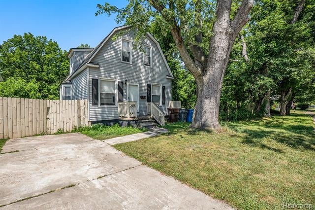 front view picture of 324 Tromley, Inkster, MI. 48141