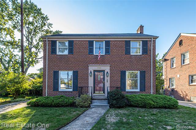 front view picture of 420 S Claremont, Dearborn, MI. 48124