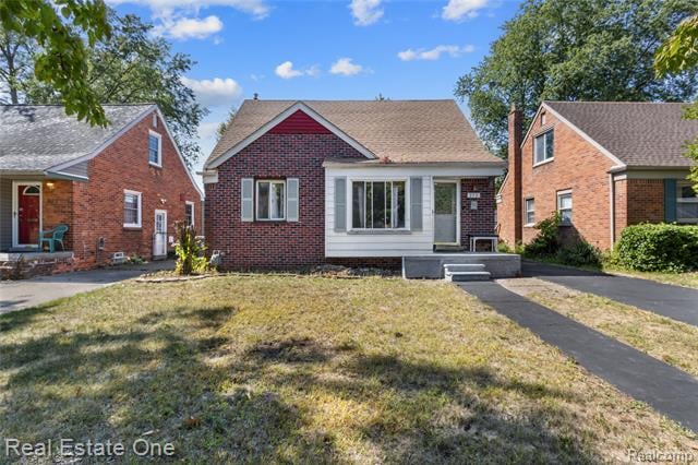 front view picture of 212 Shadowlawn, Inkster, MI. 48141
