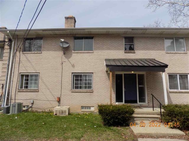 front view picture of 22100 Dante St, Oak Park, MI. 48237