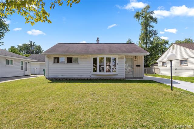 front view picture of 29487 Florence, Garden City, MI. 48135