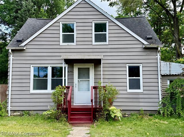 front view picture of 35209 Sheridan, Westland, MI. 48185