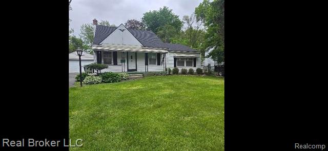 front view picture of 31749 Rosslyn, Garden City, MI. 48135