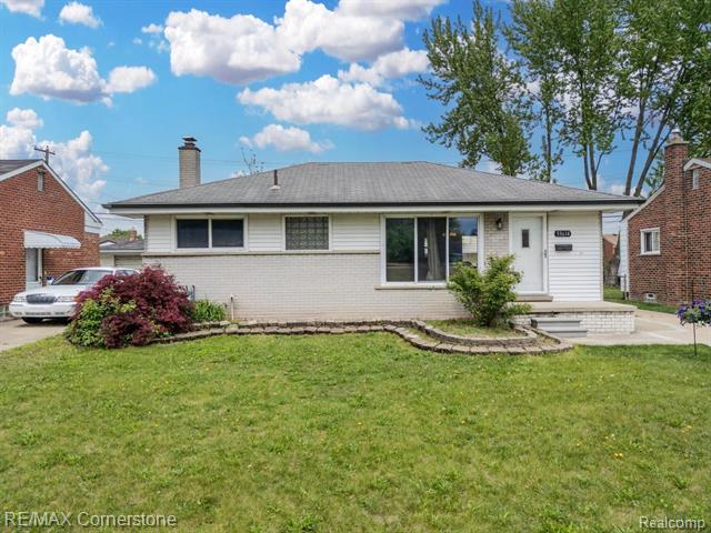 front view picture of 33614 Florence, Garden City, MI. 48135
