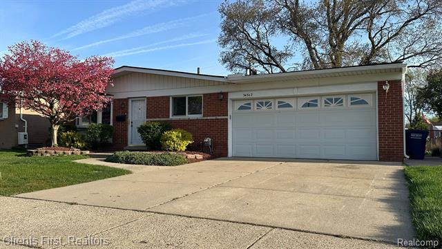 front view picture of 34342 Frances, Westland, MI. 48185