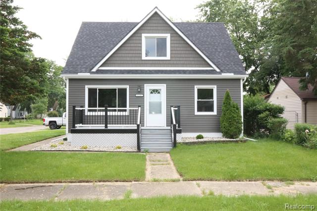 front view picture of 35209 Barton, Westland, MI. 48185