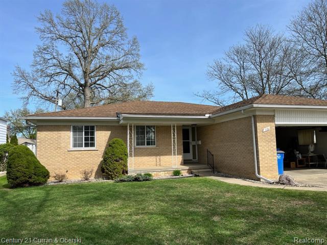 front view picture of 716 Charlesworth, Dearborn Heights, MI. 48127