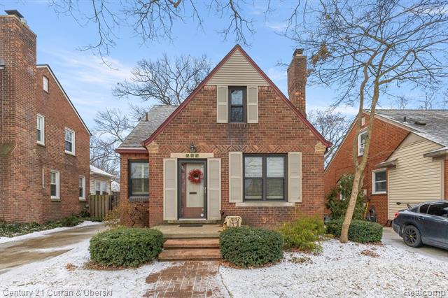 front view picture of 701 N Melborn, Dearborn, MI. 48128