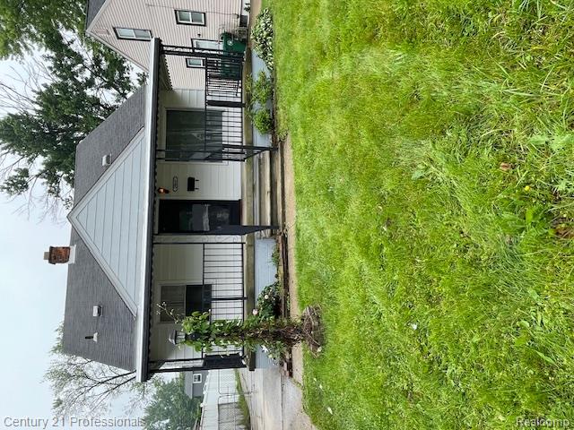 front view picture of 29049 Barton, Garden City, MI. 48135