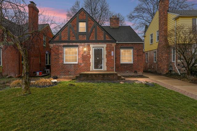 front view picture of 546 N Rosevere, Dearborn, MI. 48128