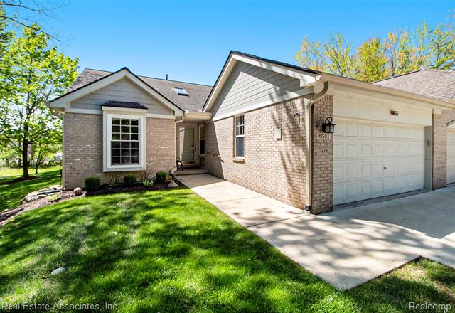 front view picture of 41503 Haggerty Woods, Canton, MI. 48187