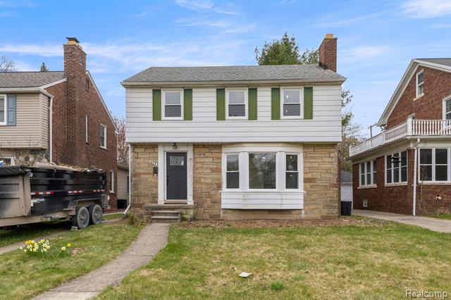 front view picture of 529 N Military, Dearborn, MI. 48124
