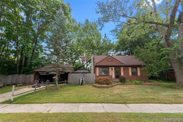 front view picture of 30549 Marquette, Garden City, MI. 48135