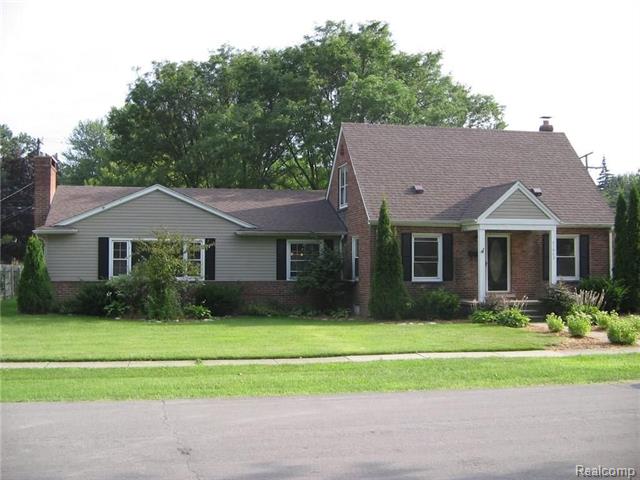 front view picture of 31973 Brown, Garden City, MI. 48135