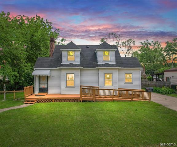 front view picture of 31777 Hennepin, Garden City, MI. 48135