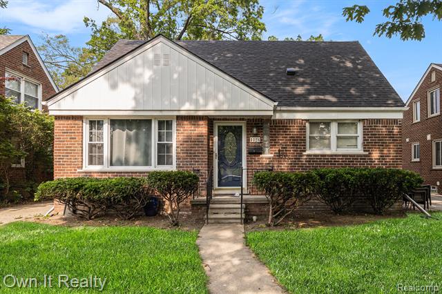 front view picture of 1026 N Denwood, Dearborn, MI. 48128