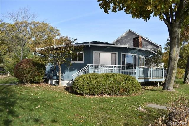 11247 Colony Road Pinckney, MI. 48169 | Snabby