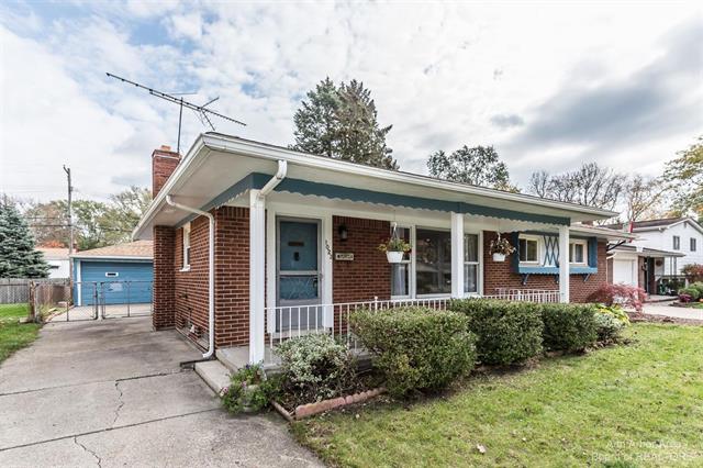 1023 Levona Street Ypsilanti, MI. 48198 | Snabby
