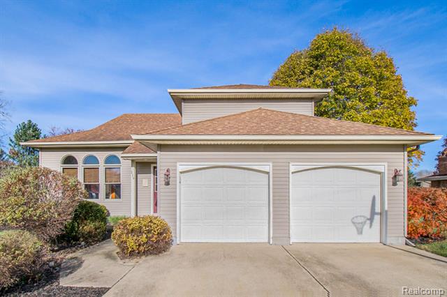 119 SURREY Road Saint Louis, MI. 48880 | Snabby